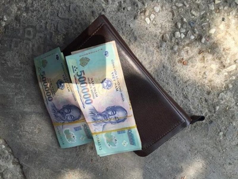 mơ thấy nhặt được tờ tiền 500 nghìn