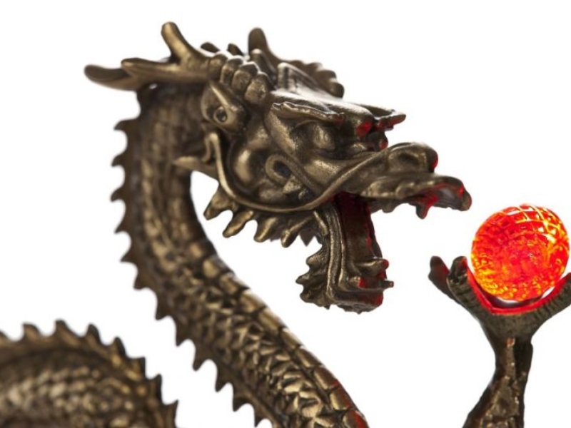 rồng đang nhả ngọc